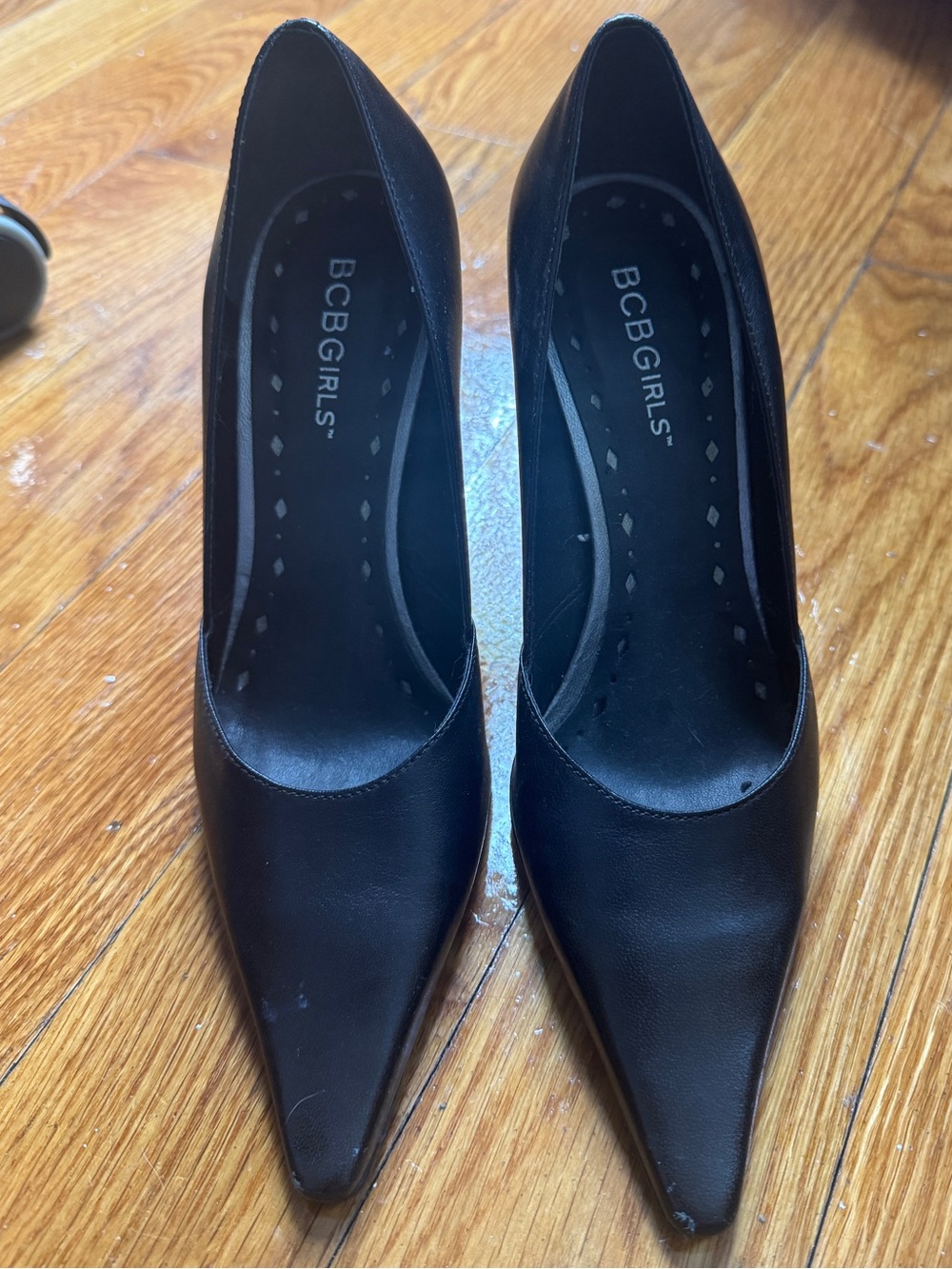 BCBGirls pumps
